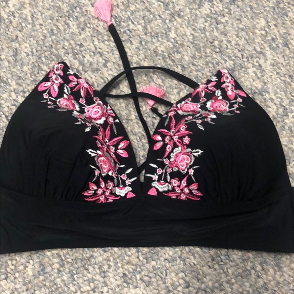 NWOT! bikini top